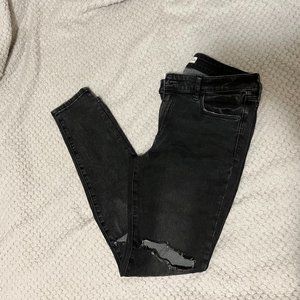 Abercrombie & Fitch Mid Rise Skinny Jeans